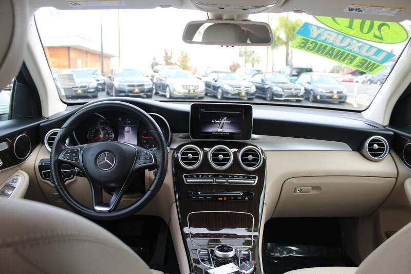 2019 Mercedes-Benz GLC GLC 300