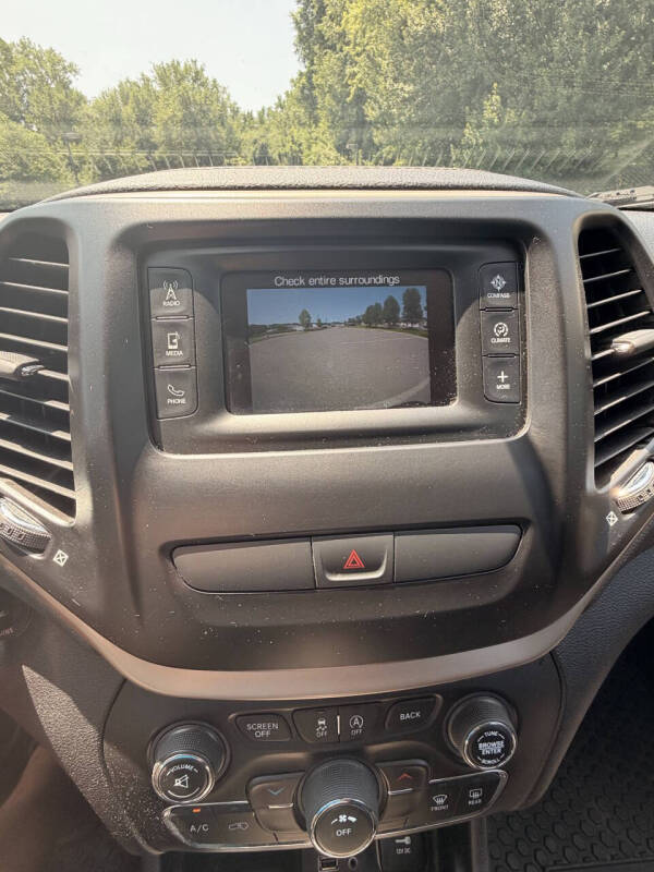 2017 Jeep Cherokee Latitude