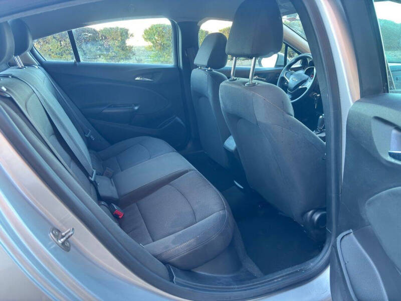 2017 Chevrolet Cruze LS Auto