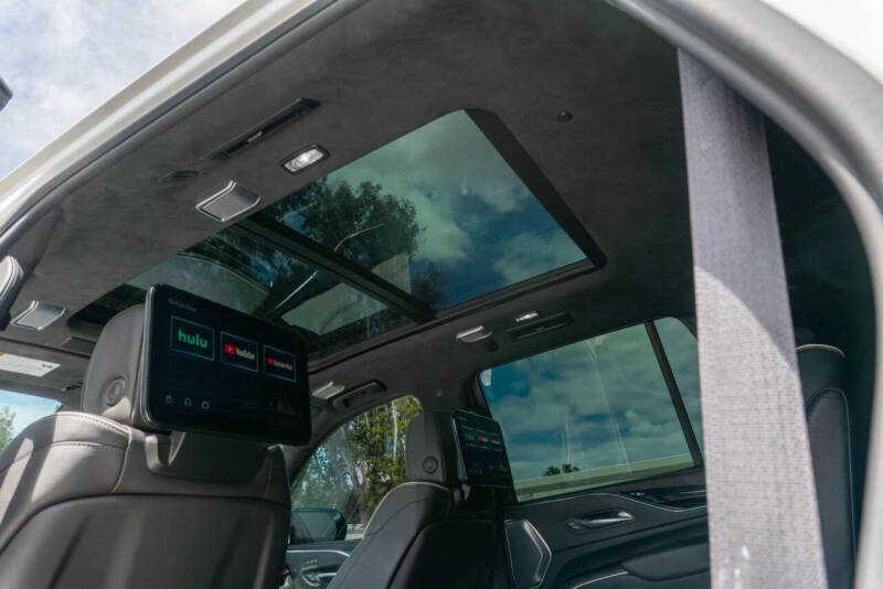 2024 Cadillac Escalade-V