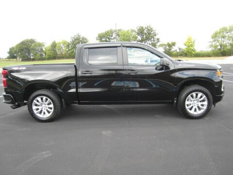 2022 Chevrolet Silverado 1500 for sale at FINNEY'S AUTO & TRUCK in Atlanta IN