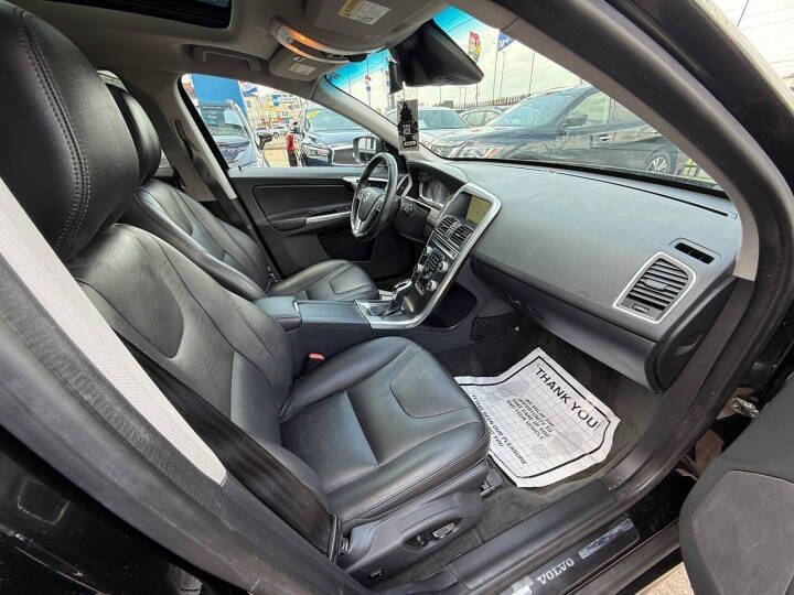 2016 Volvo XC60 T5 Drive-E Premier