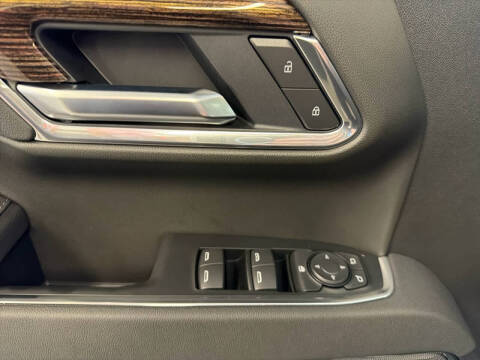 2026 GMC Sierra 1500 Elevation Standard