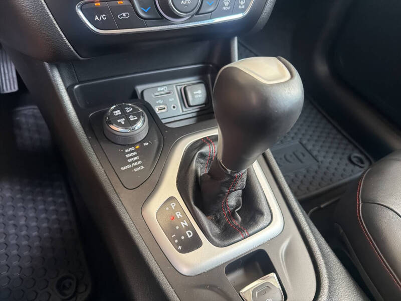 2015 Jeep Cherokee Trailhawk