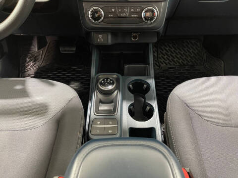 2022 Ford Maverick XL