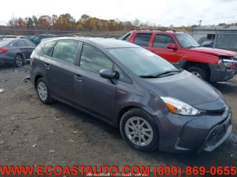 2015 Toyota Prius v Three