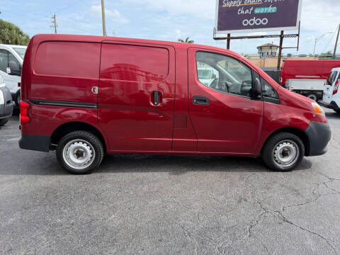 2017 Nissan NV200 S
