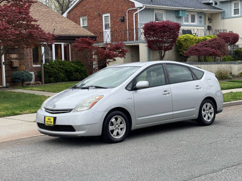2006 Toyota Prius for sale at Reis Motors LLC in Lawrence NY