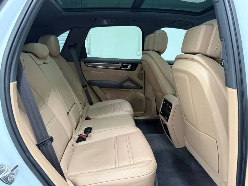 2020 Porsche Cayenne S