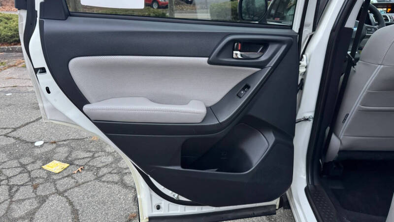 2016 Subaru Forester 2.5i Limited