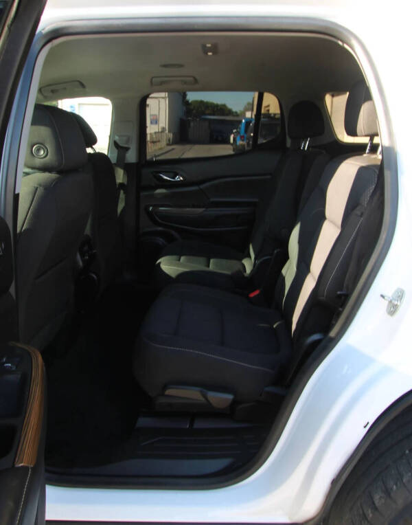 2021 GMC Acadia SLE