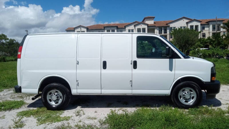 2018 Chevrolet Express 2500