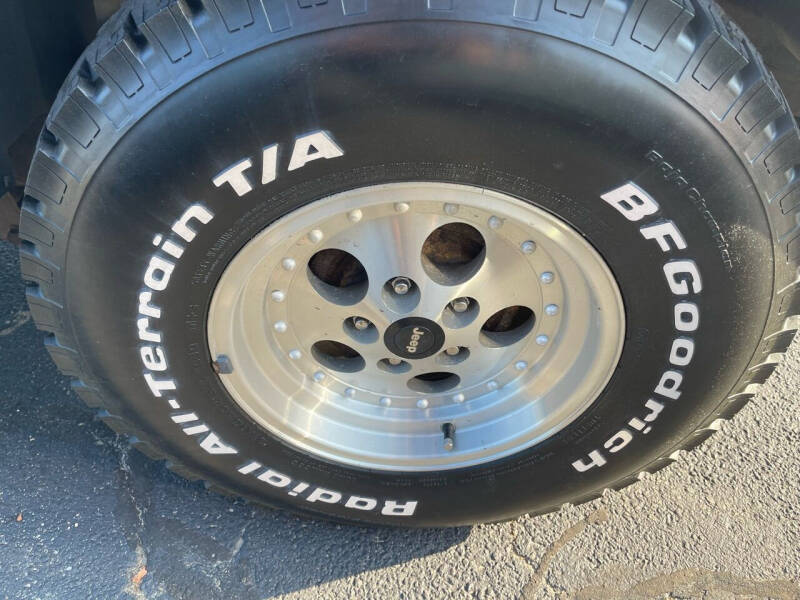 1993 Jeep Wrangler Renegade