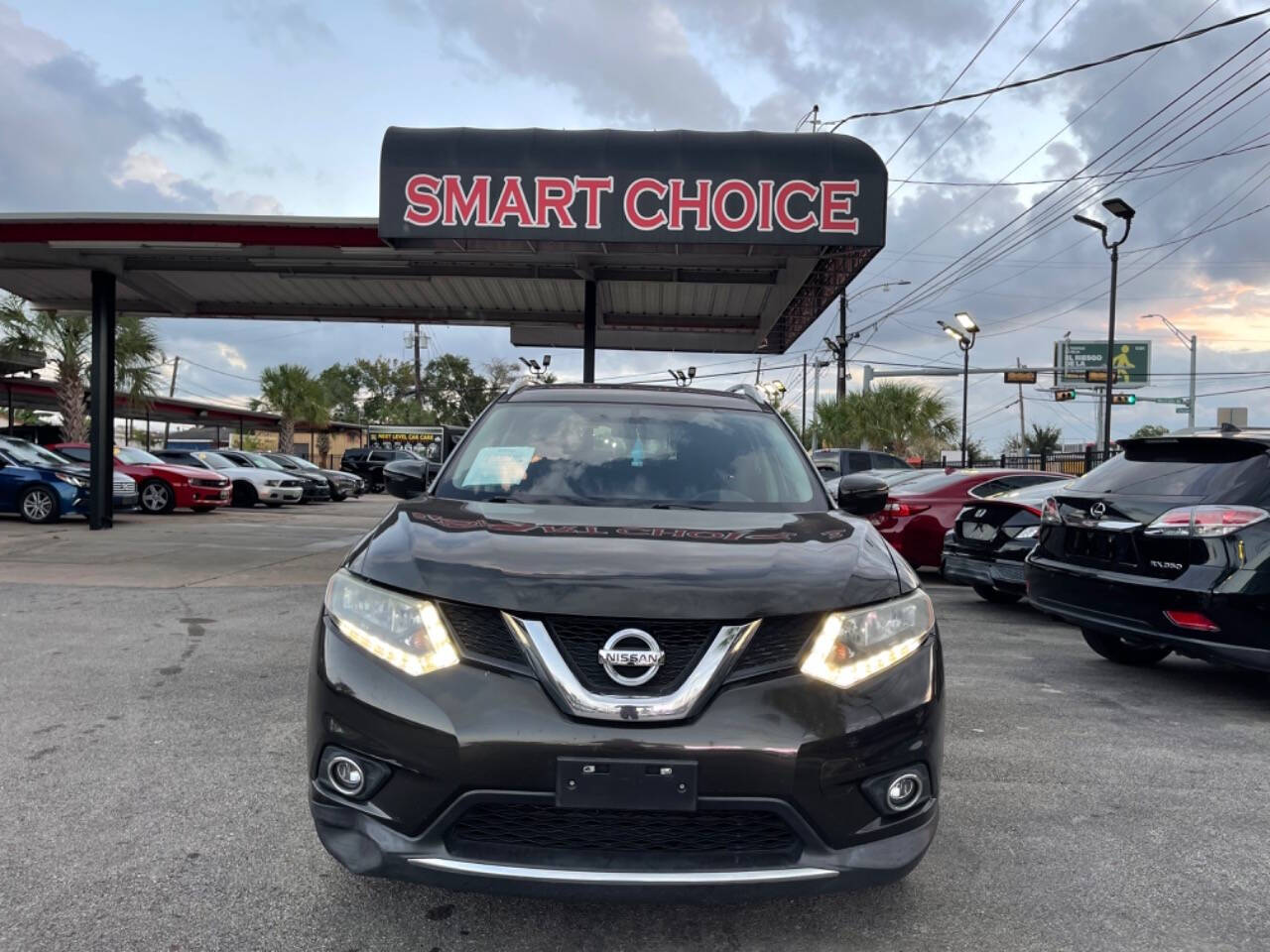 2016 Nissan Rogue for sale at SMART CHOICE AUTO in Pasadena, TX