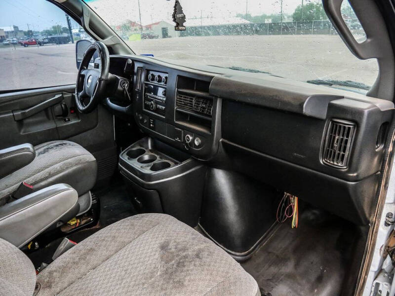 2017 Chevrolet Express 3500
