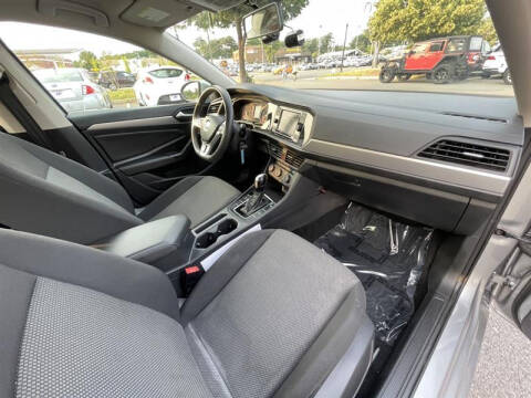 2021 Volkswagen Jetta R-Line