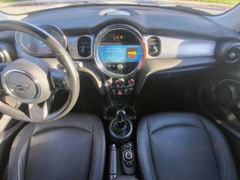 2023 MINI Hardtop 4 Door Cooper