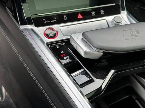 2023 Audi e-tron S quattro Premium Plus