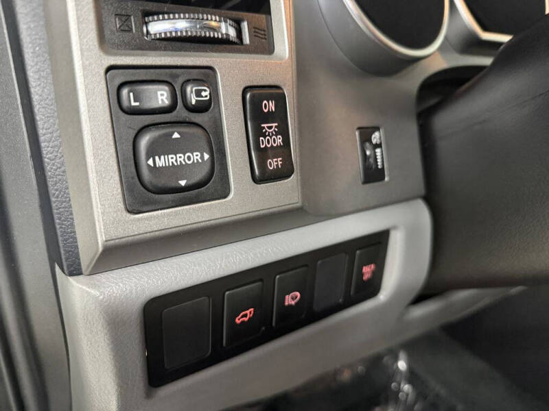 2014 Toyota Sequoia Limited