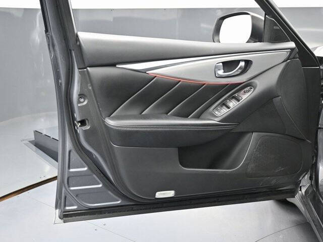 2021 Infiniti Q50 Luxe