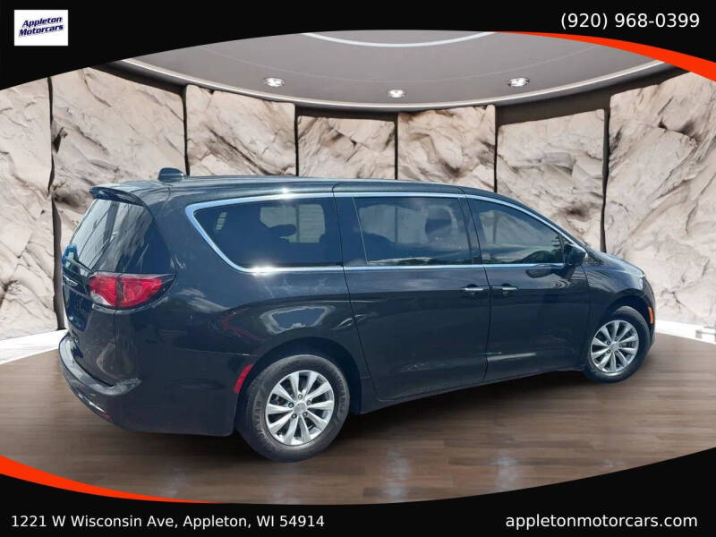 2018 Chrysler Pacifica Touring Plus
