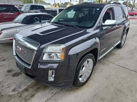 2013 GMC Terrain for sale at SpringField Select Autos in Springfield IL