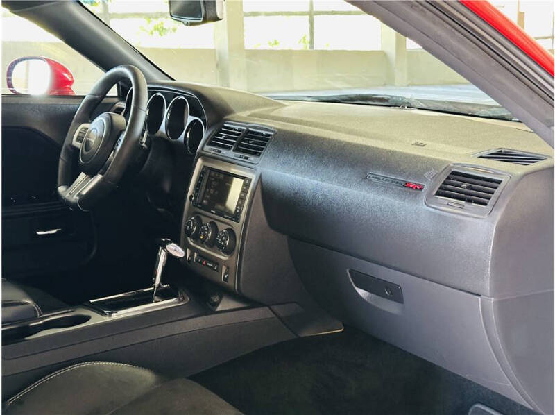 2013 Dodge Challenger SRT8 392