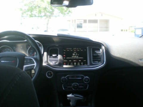 2016 Dodge Charger SXT