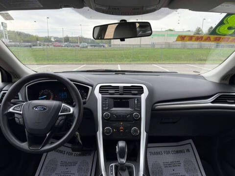 2013 Ford Fusion S