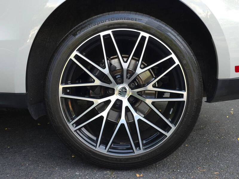 2023 Porsche Macan