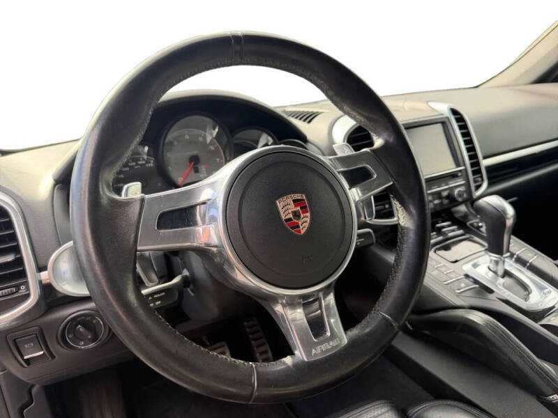 2011 Porsche Cayenne S