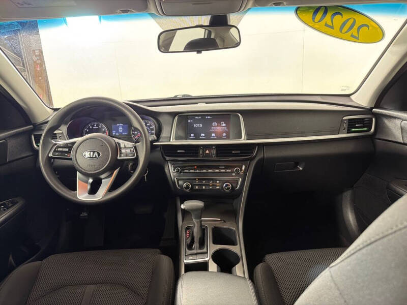 2020 Kia Optima LX