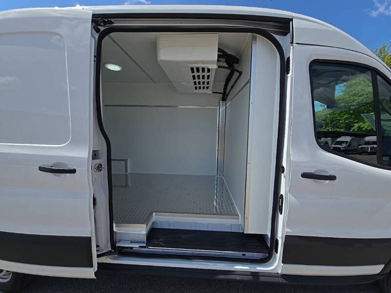 2025 Ford Transit 250