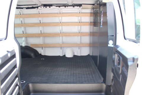 2024 Chevrolet Express 2500