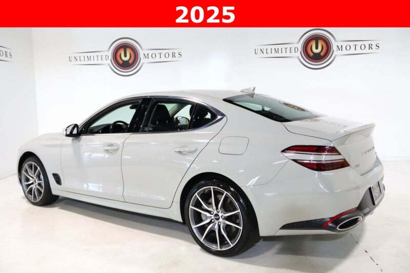 2025 Genesis G70