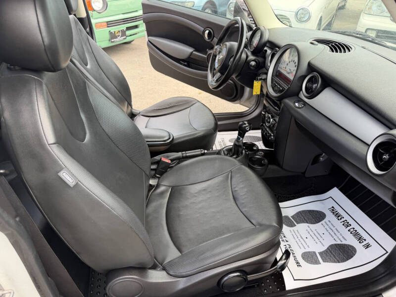 2011 MINI Cooper