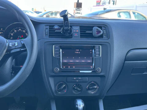 2016 Volkswagen Jetta