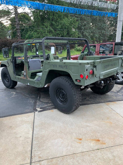 2009 AMERICAN GENERAL HUM VEE for sale at Chuckie Bizzarro's Fleetwing Auto in Erie, PA