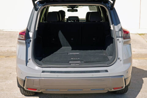 2024 Nissan Rogue SL