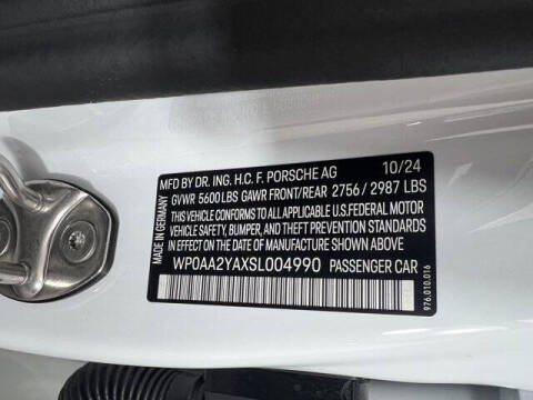 2025 Porsche Panamera 4