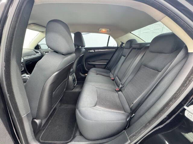 2018 Chrysler 300