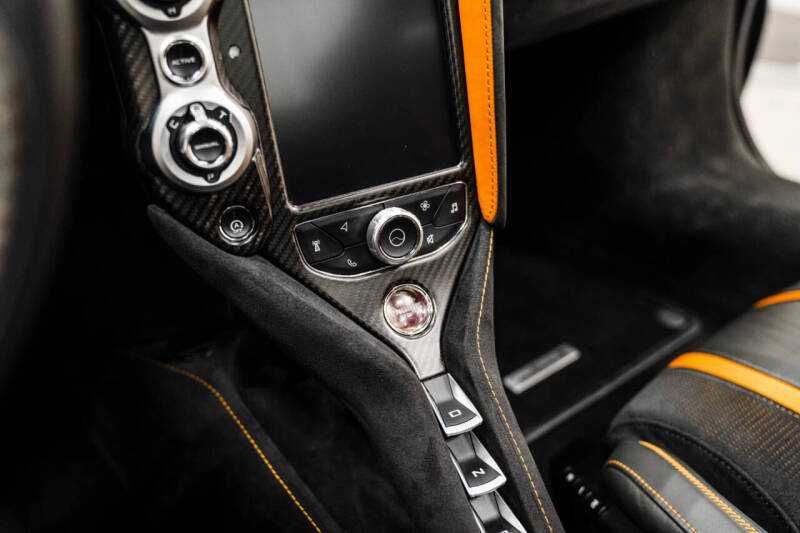 2019 McLaren 720S Performance