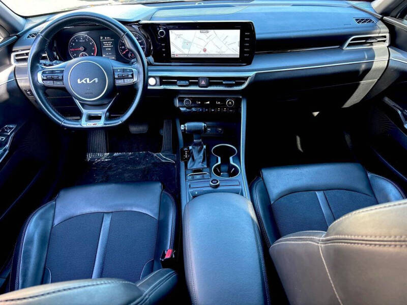 2022 Kia K5