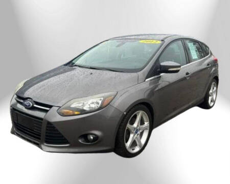 2012 Ford Focus for sale at R&R Car Company in Mount Clemens MI