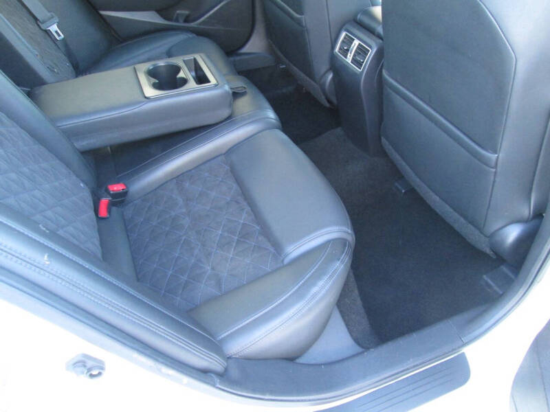 2017 Nissan Maxima 3.5 SR