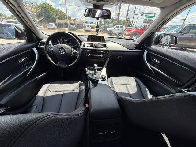 2015 BMW 3 Series 320i