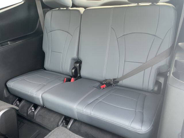 2022 Buick Enclave Essence