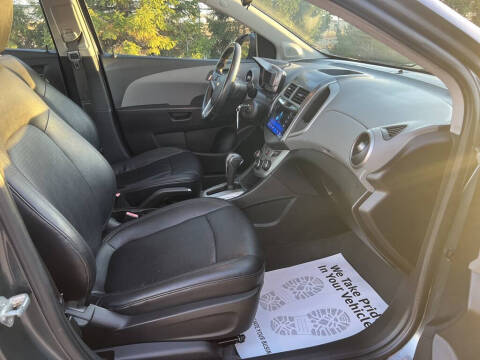 2013 Chevrolet Sonic LTZ Auto