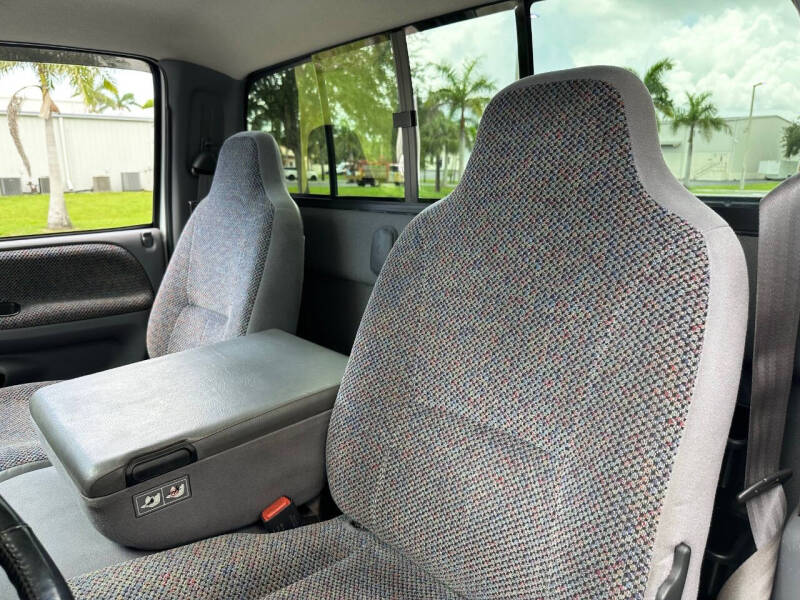 2002 Dodge Ram 2500 SLT