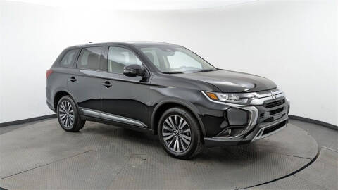 2020 Mitsubishi Outlander SE